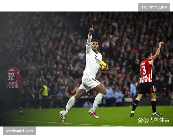 巴黎对阵里尔一役，姆巴佩与戴维合计越位7次，反映防线前提趋势